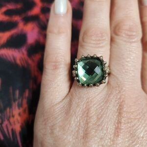 Elegant Green Gemstone Ring